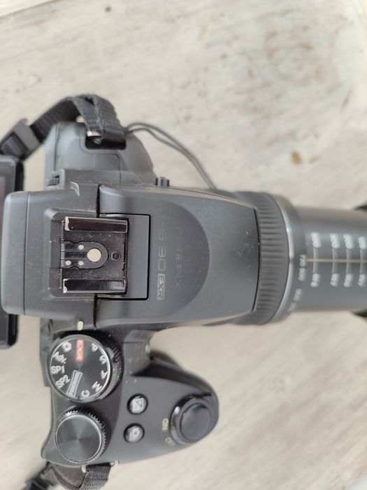 Maquina fotográfica Fujifilm Finepix HS30 EXR