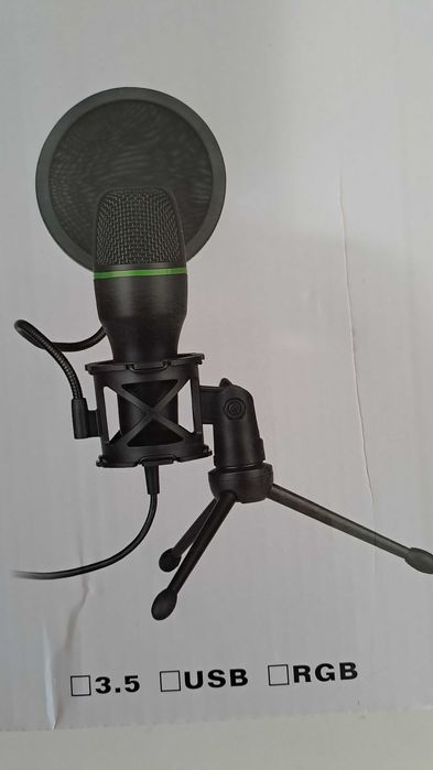 Microfone condensador ME 4 RGB. Som profissional. Novo.