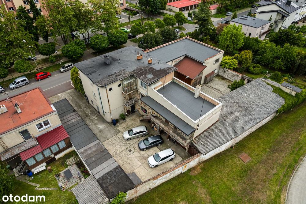 Dom 360m2 + hale 500 m2 na działce 21a w Centrum