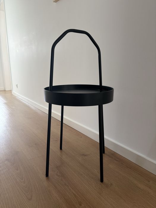 Mesa de Apoio Burvik Preto