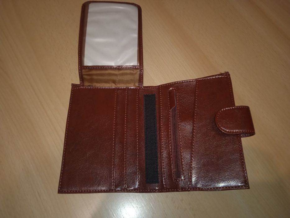 Nowy skórzany portfel męski