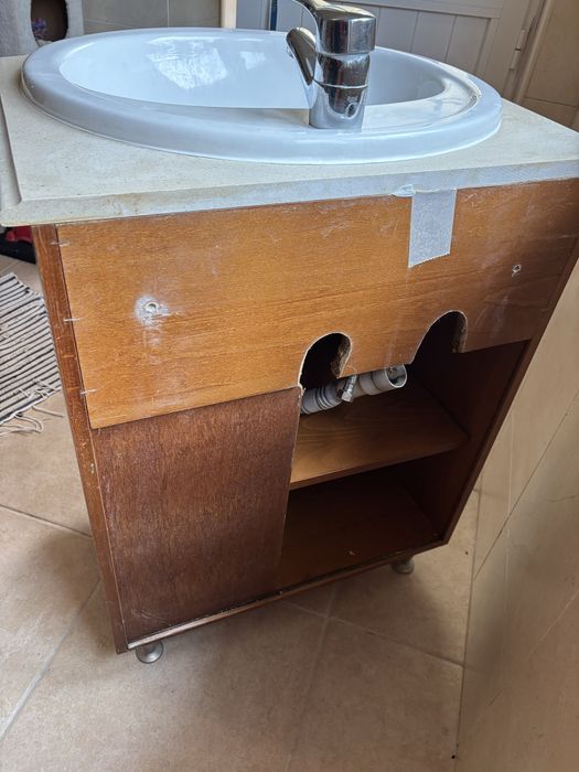 Movel WC com torneira Roca