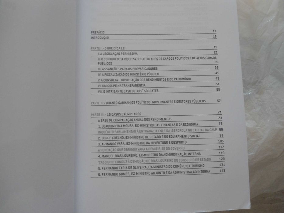 Como os Políticos Enriquecem em Portugal por António Sérgio Azenha