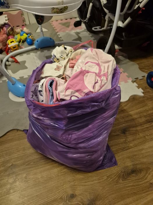 Sprzedam torbę ubranek dla dziewczynki