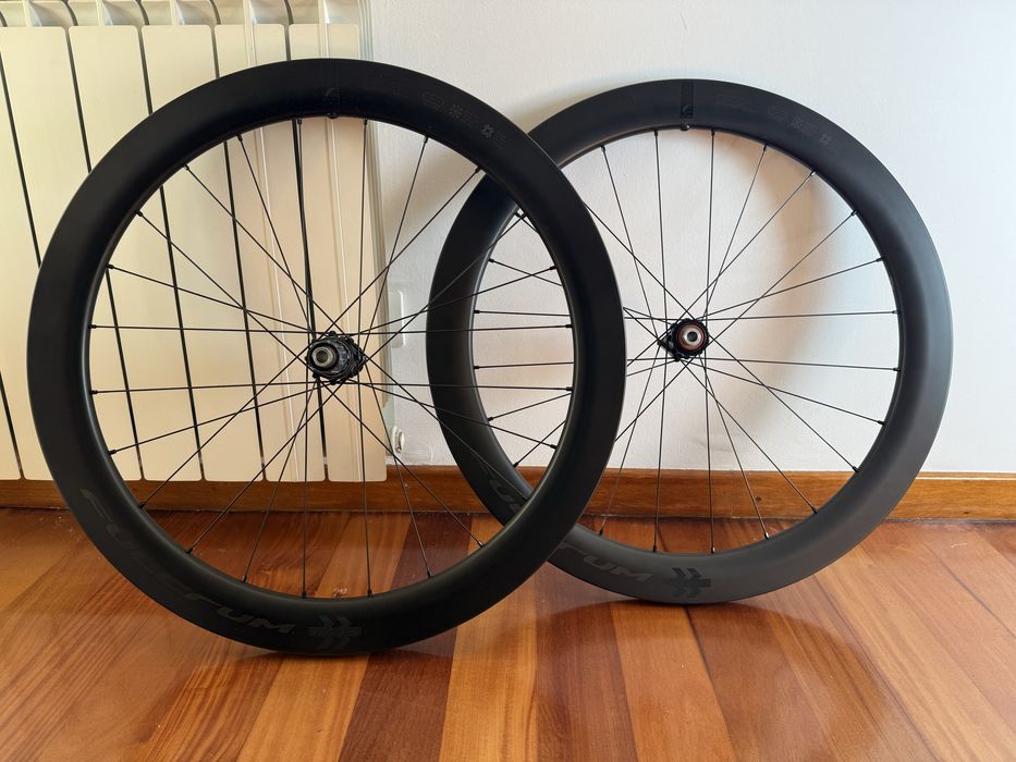 Rodas Carbono Fulcrum Wind 57DB