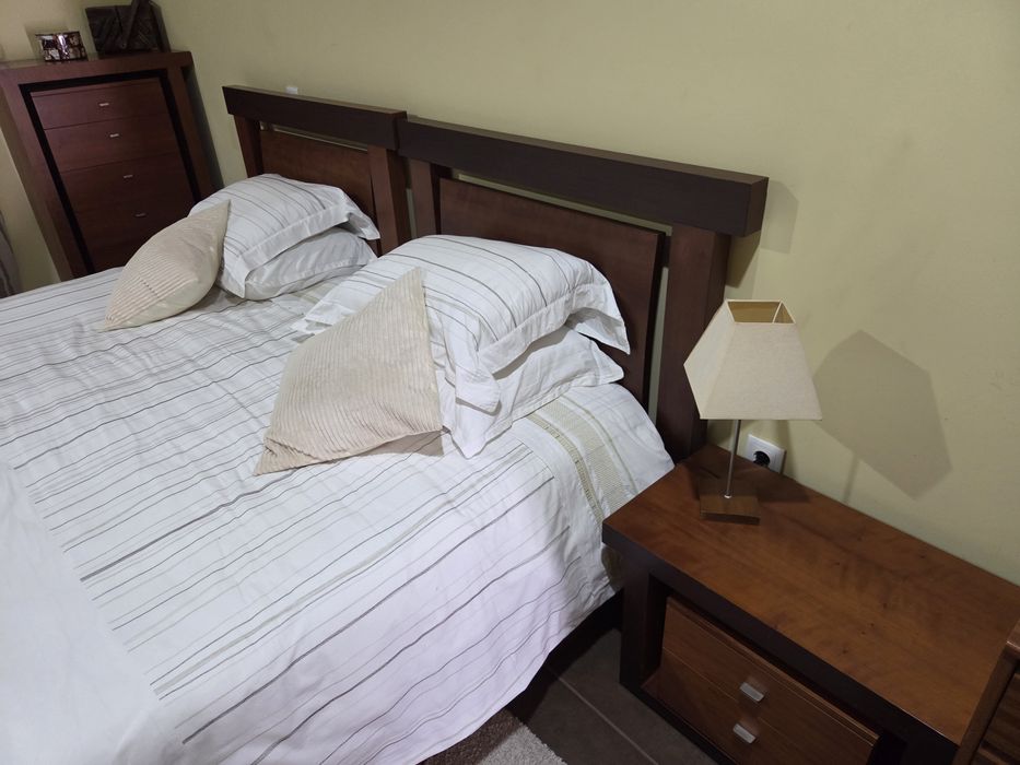 Quarto  completo