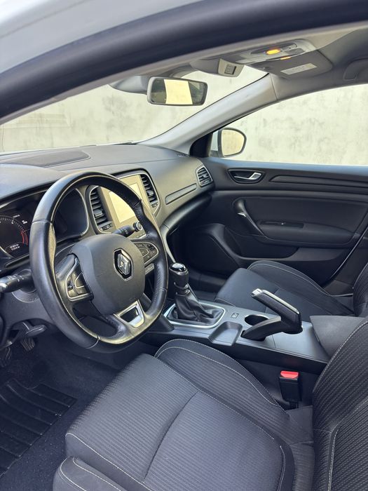 Renault Mégane IV 1.5 dCi – 2018 | 12.000€
