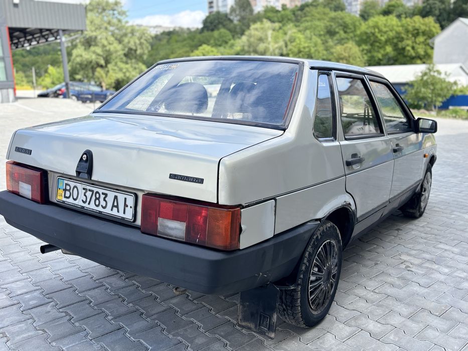 ВАЗ 21099.