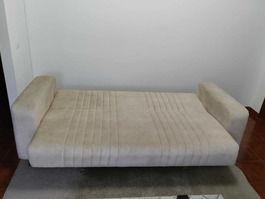 Estou a vender este sofà