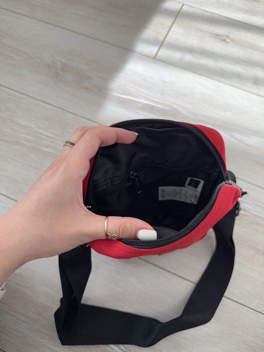 Месенджер  Eastpak / месенджер істпак