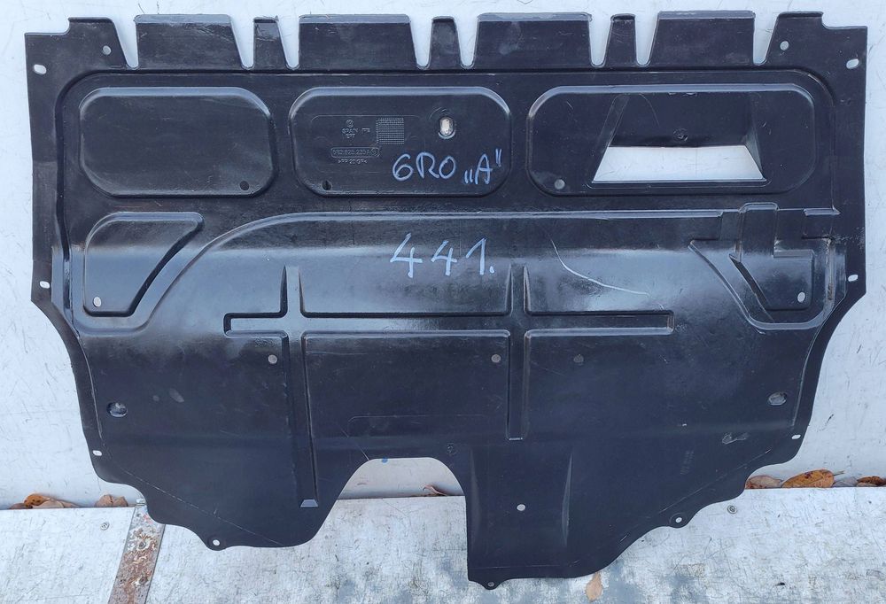 audi a1 osłona pod silnik 6r0825235a