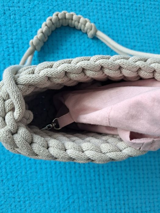 Torebka ze sznurka