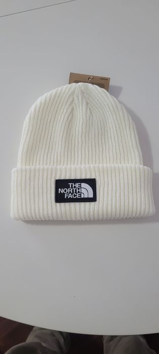 Darnowa wysyłka!!! Biała  czapka zimowa The North Face