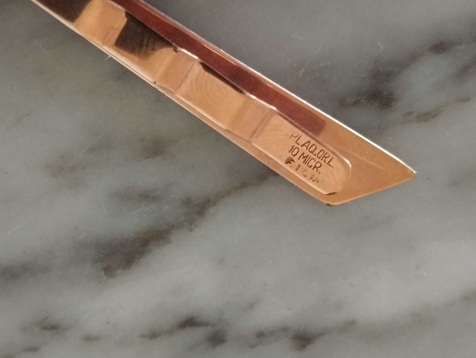 Clipe / Mola Gravata Plaqueada a Ouro