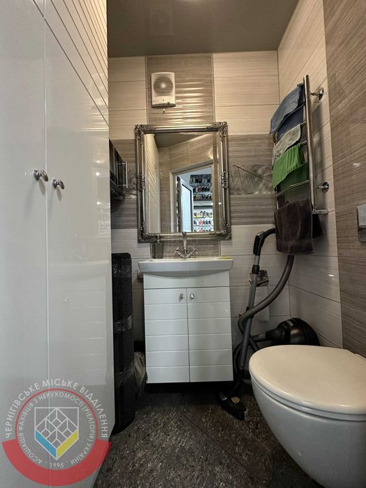 RLT V01 Оренда комерційного фасадного приміщення пр. Перемоги, Центр