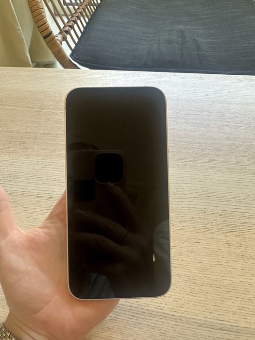 Iphone 13 stan bardzo dobry  128 GB