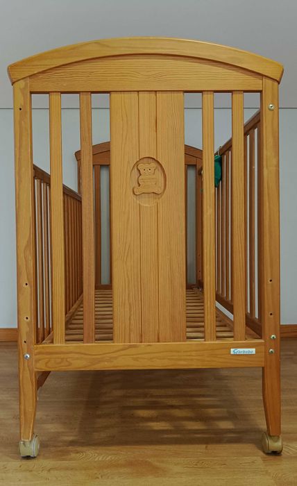 Cama de bebe com rodas