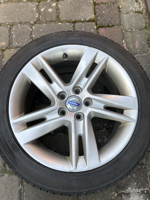 Koła Volvo 235/45/17