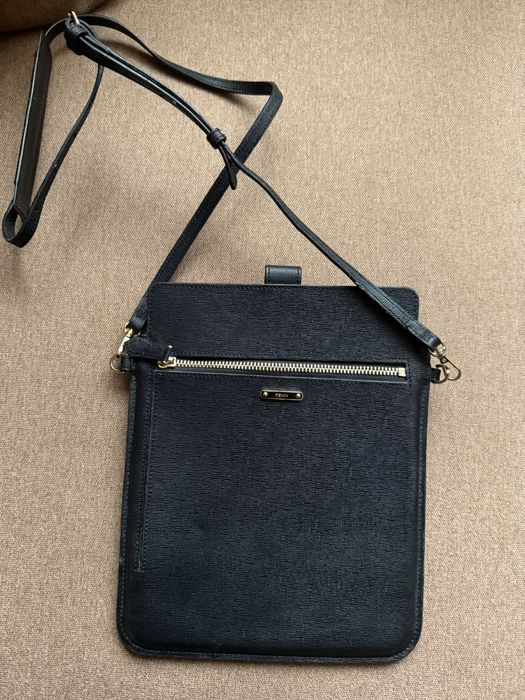 Fendi оригинал планшетница
