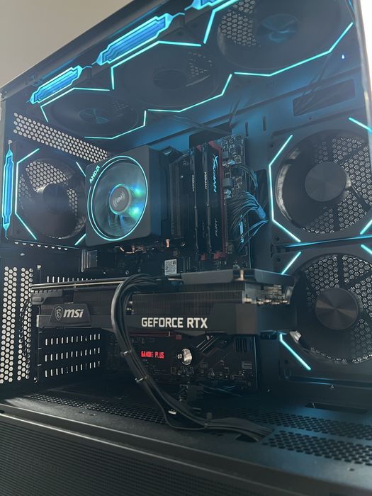 Komputer gamingowy / RTX 3070 Ti / 7 5700X / 32GB RAM / 512GB SSD