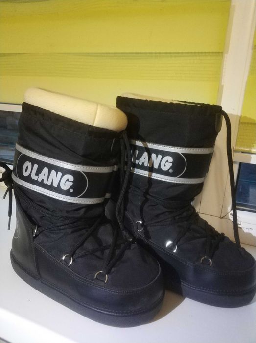 Снігоходи moon boot 37