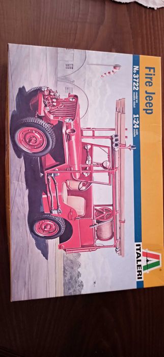 Model Kit Fire Jeep