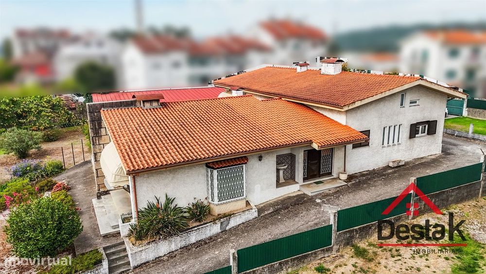 Moradia Isolada V6 com 2.200 m² de terreno a 5 minutos do centro de Vi