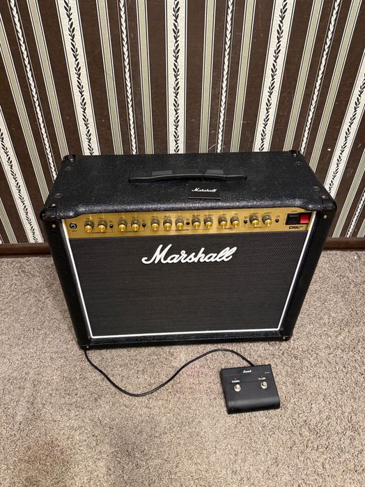 Гітарний комбопідсилювач ламповий Marshall DSL 40CR + Футсвіч, Стан нового