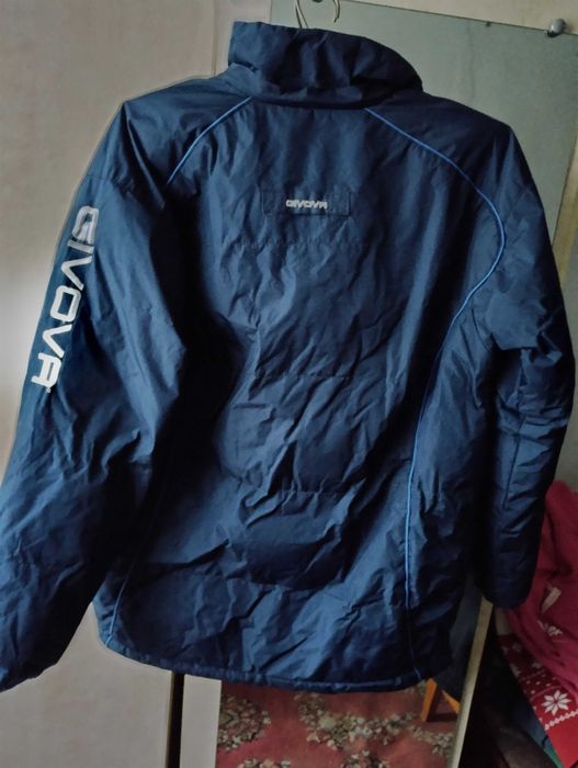 Продам куртку зимову чоловічу розмір L