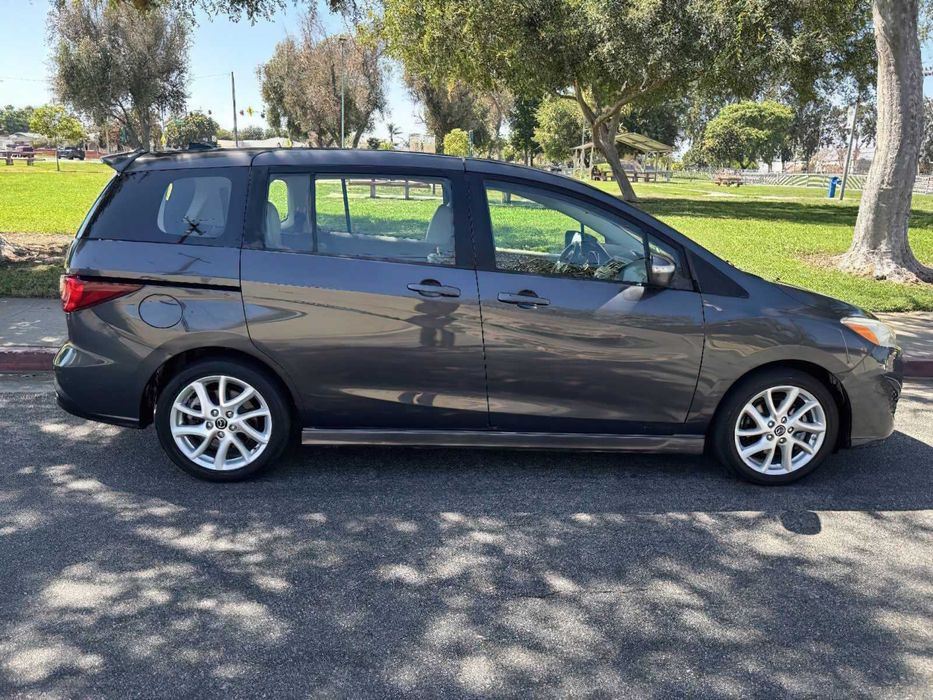 Mazda 5      2014