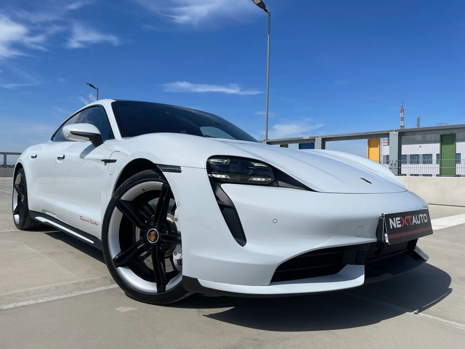 Porsche Taycan Turbo 680Km /Headup /Burmester *Salonpl Aso *Fv23%