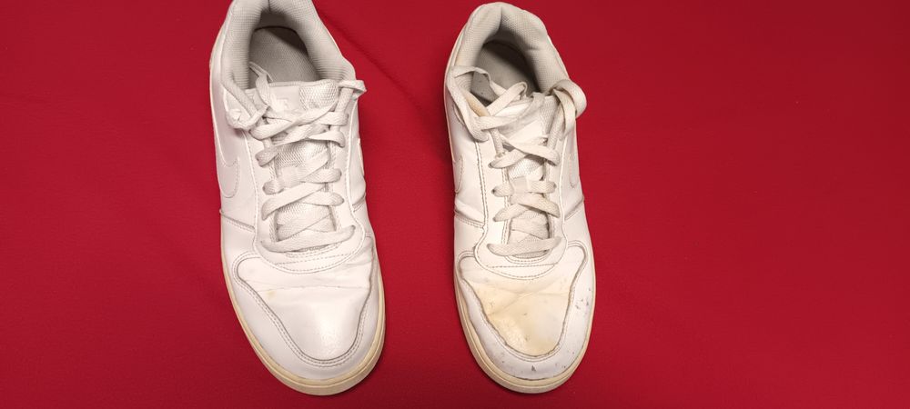 Tenis Nike usados nr42.