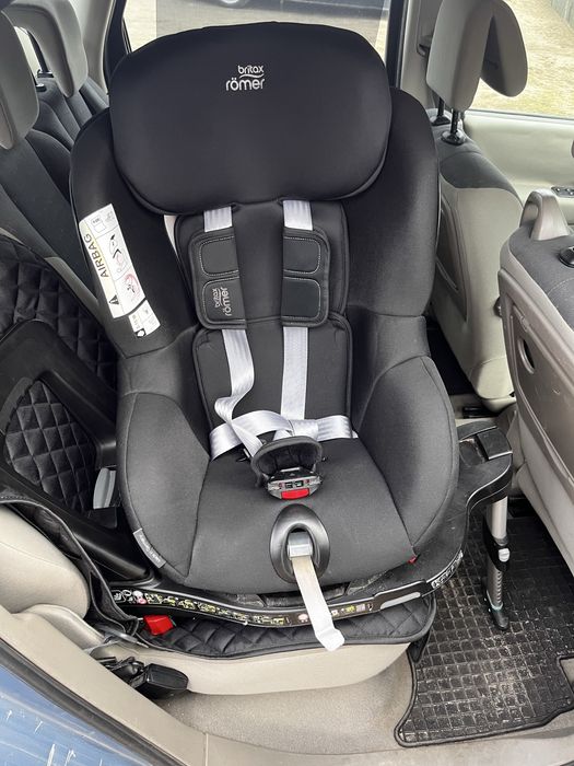 Fotelik Britax Römer Dualfix M i-Size