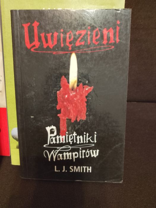 Pamiętniki wampirów , Uwięzieni , L.J.Smith.