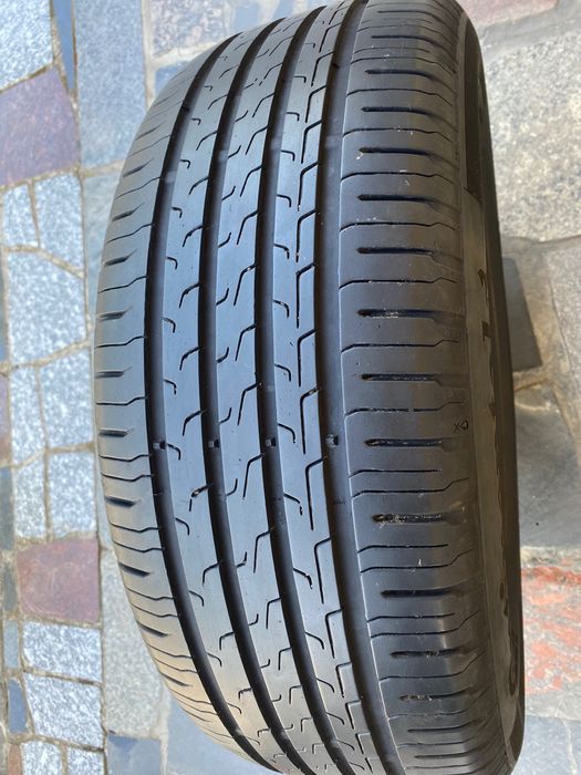 Rok 2023 215/55/17 V Continental EcoContact 6