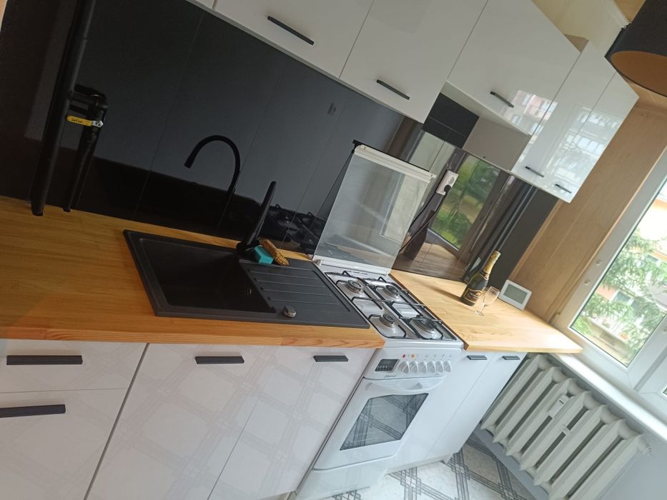 Na sprzedaż mieszkanie 49 m² z garażem i piwnicą