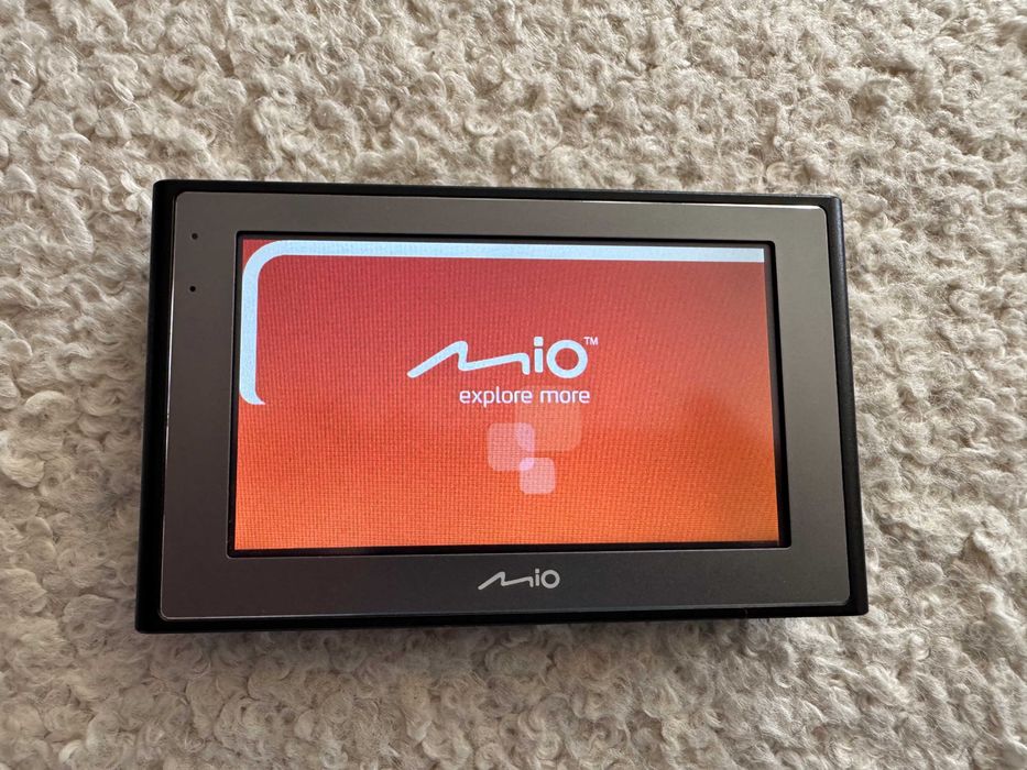 Nawigacja MIO Moov 500 jak nowa Polecam !