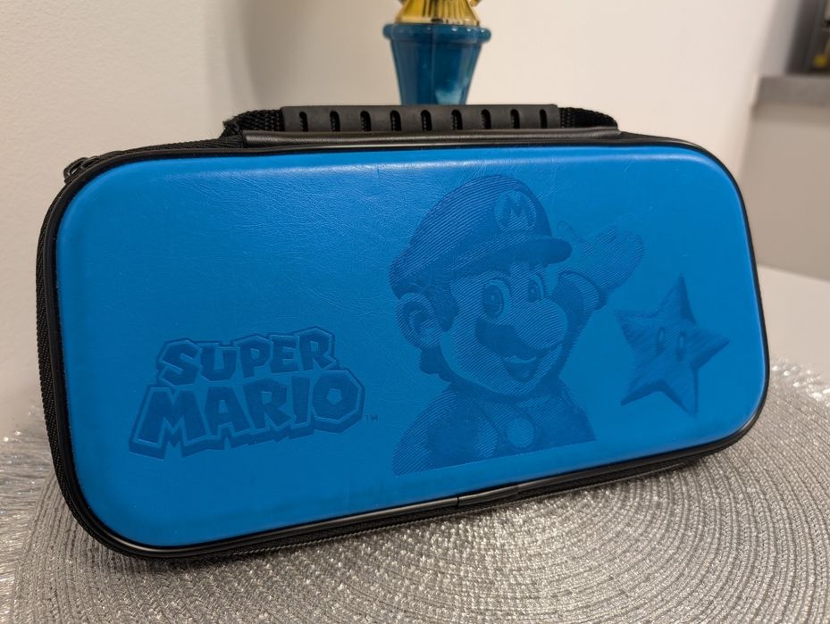 Pokrowiec Nintendo Switch Super Mario
