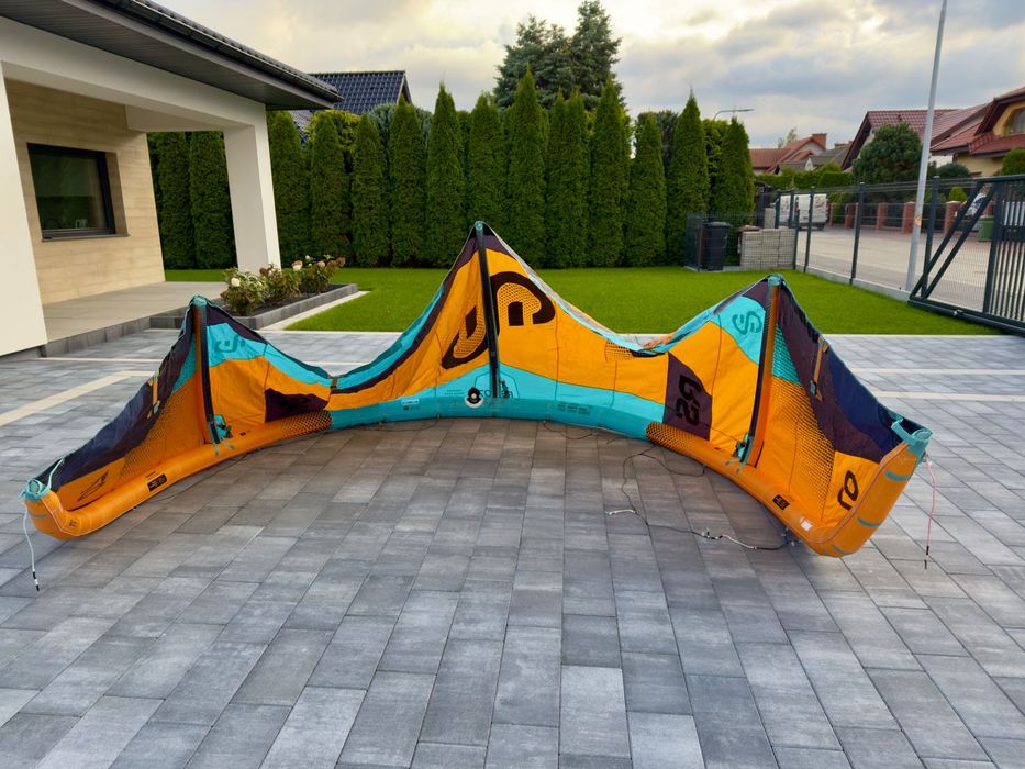 Kite Eleveight RS 7m V9 - super stan