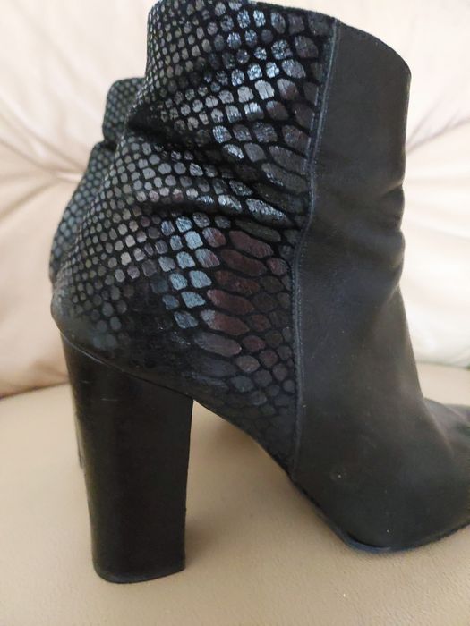 Botki skórzane w roz 39.