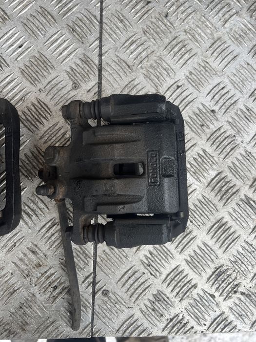 Задний суппорт Мазда сх7 mazda cx7