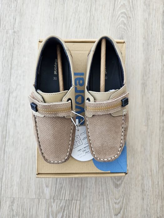 Sapatos/mocassins beige menino Mayoral 30 novo