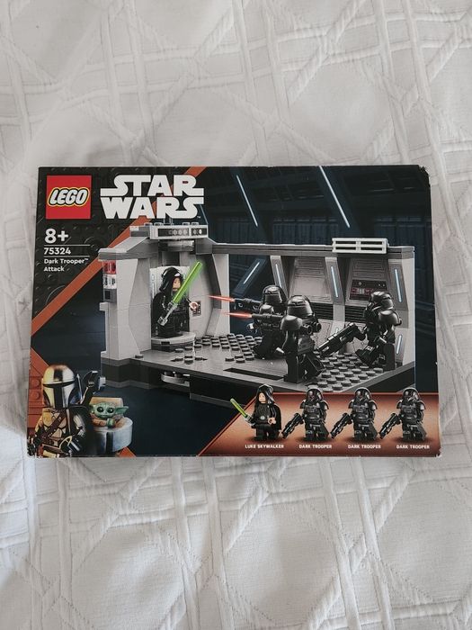 Lego Dark Trooper Attack (75324)
Attack
