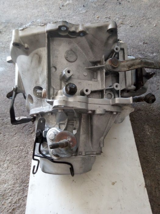 Caixa velocidades Peugeot/Citroen