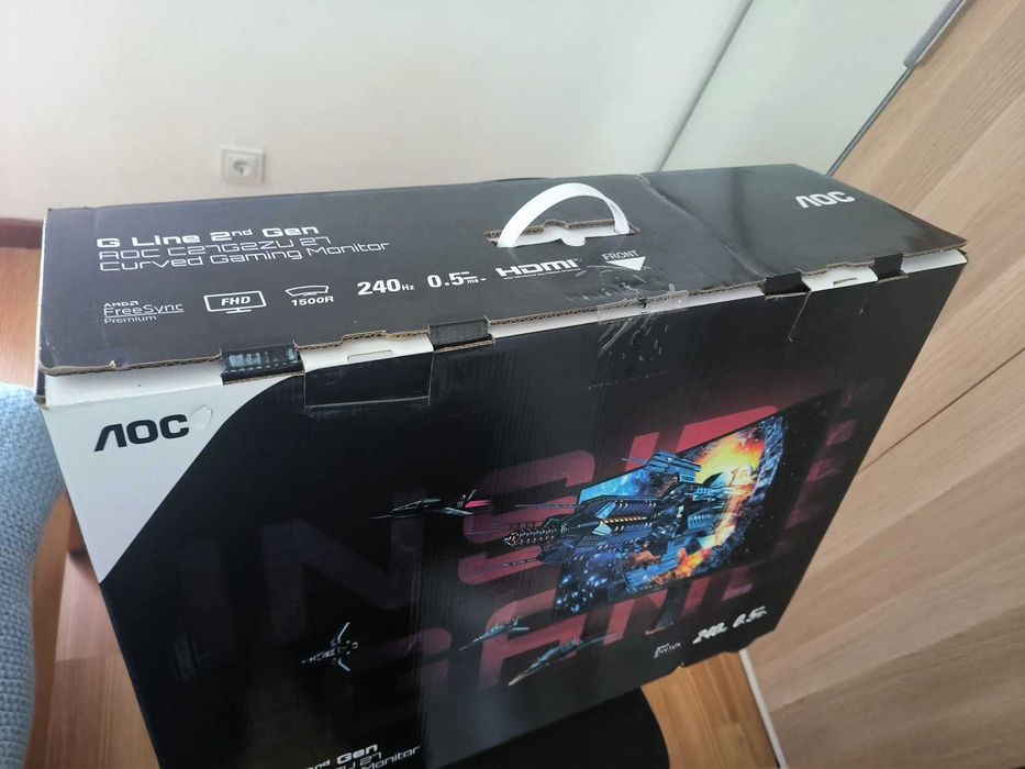 Monitor gaming AOC 27" FHD - Excelente estado