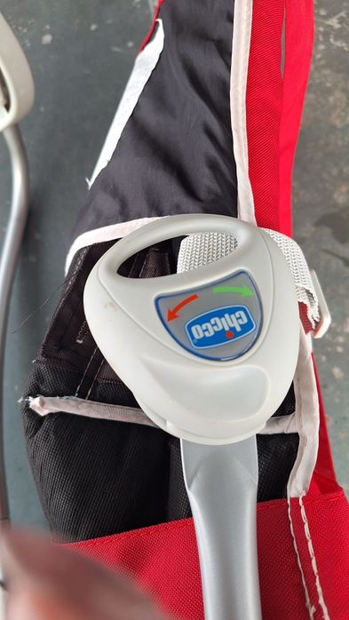 Дитячий шезлонг, крісло-качалка  Chicco.