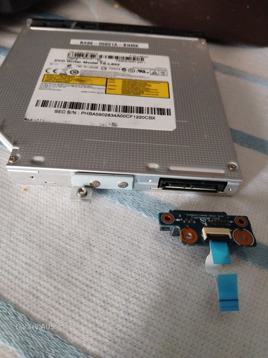 Leitor de dvd com ficha de ligacao (usado)