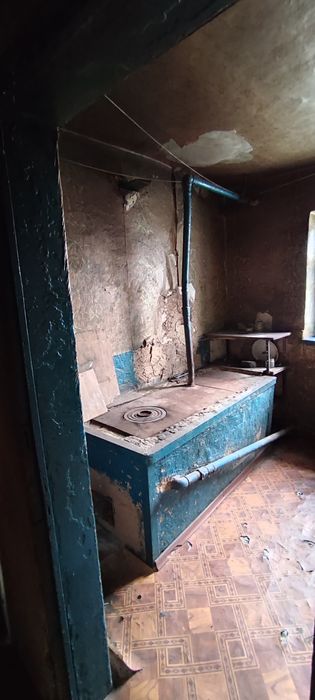 Продам будинок в селі, можливий торг!