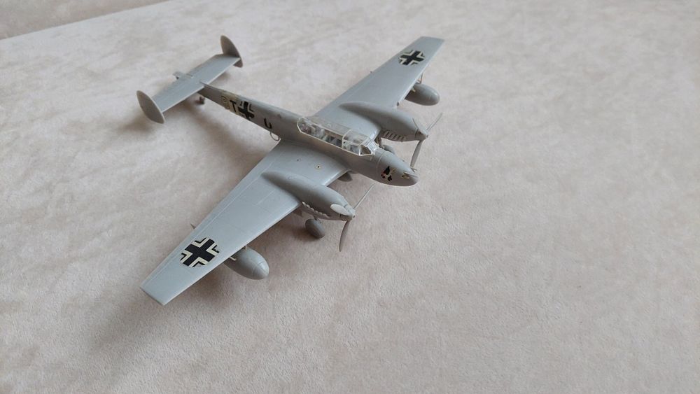 Sprzedam zestaw modeli plastikowych