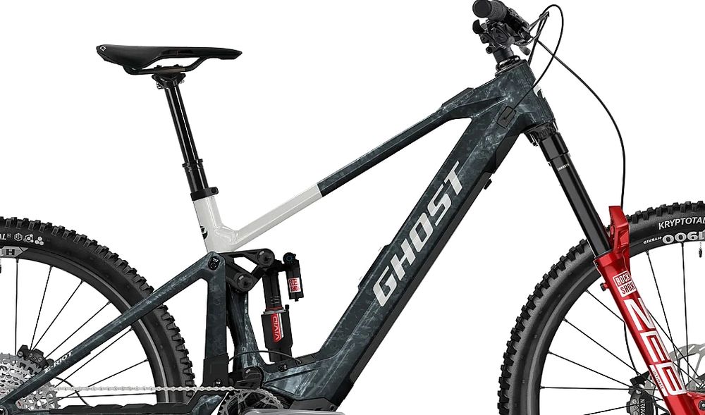 Rower elektryczny GHOST E-RIOT CF Full Party High MY26 w 100% gotowy +
